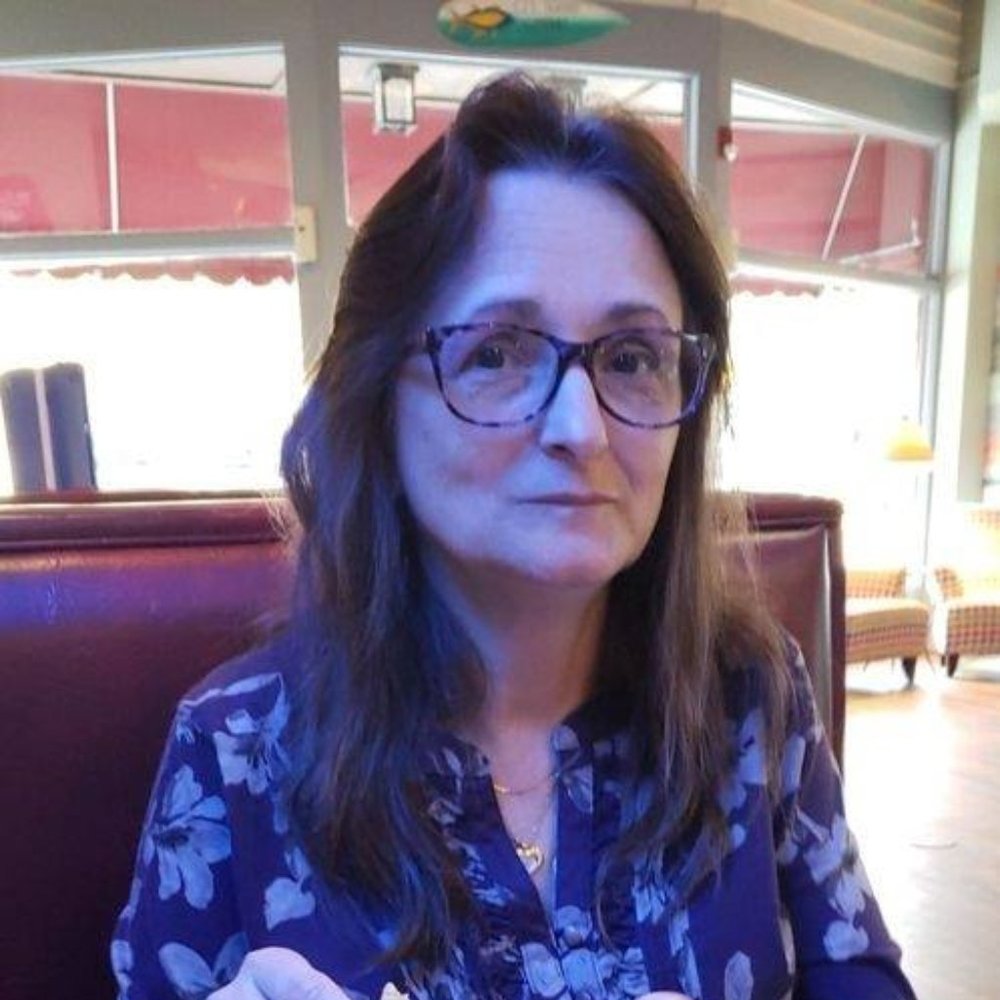 Meet your Posher, Lisa